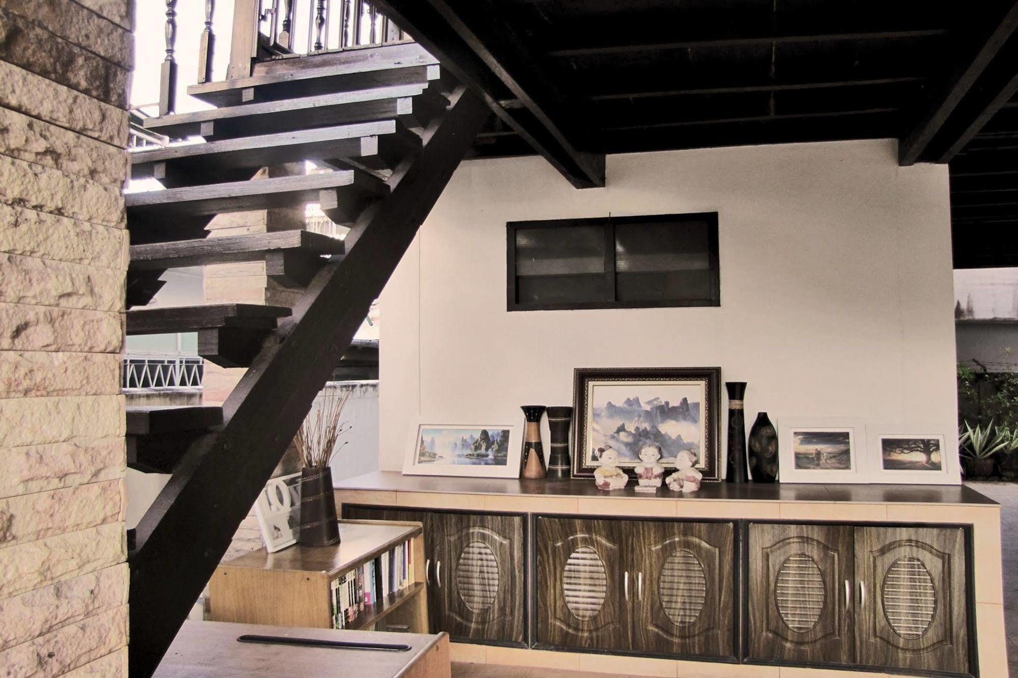 Huan Kawin Est.58 Lanna Home & Collection Чианграй Экстерьер фото